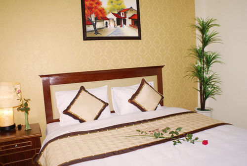 New Hotel 3 Hanoi Buitenkant foto